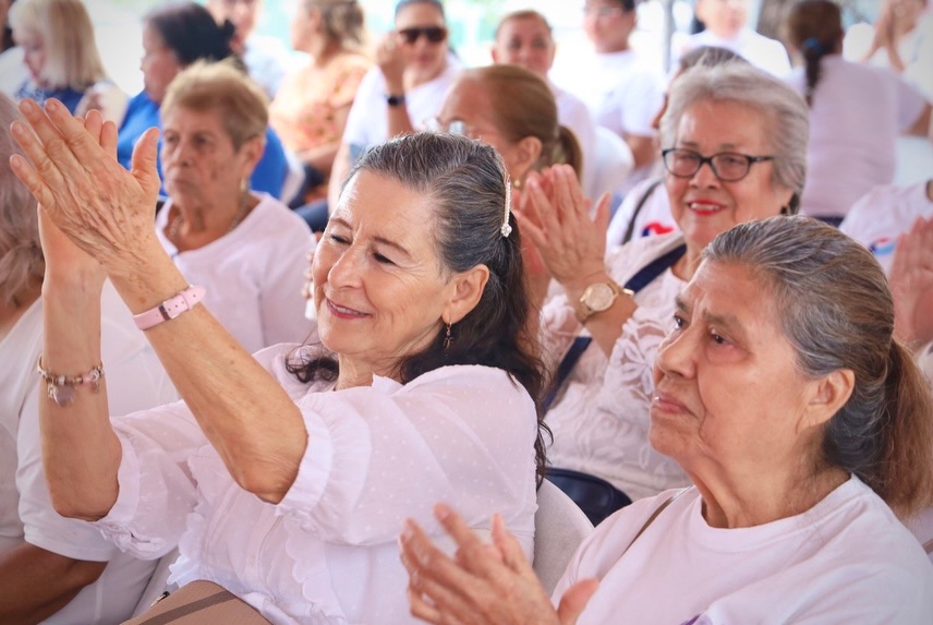 Valle de Infonavit - El INFORMANTE Valle-de-Infonavit-Centro-DIF-rehabilitación-Gabriela-Oyervidez-vecinos