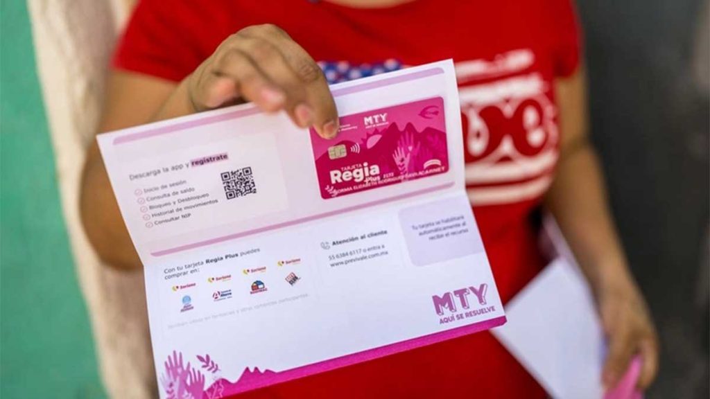 mil-500-apoyos-Tarjeta-Regia-Plus-mujeres-de-Monterrey-economía-familiar