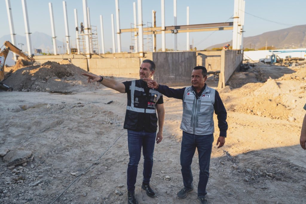 Adrián supervisa el avance del C4 de Monterrey