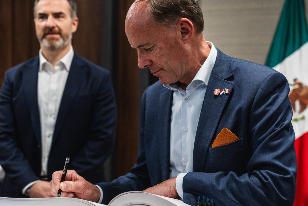 embajador-de-Países-Bajos-inversión-extranjera-Mundial-2026-Adrián-de-la-Garza-Monterrey