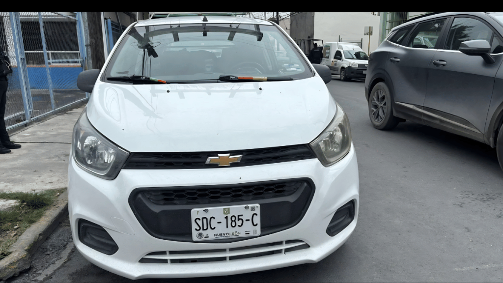 carro Chevrolet robado en Apodaca y recuperado en Monterrey