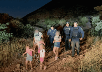 Rescataron a familia atrapada en el Cerro del Topo Chico